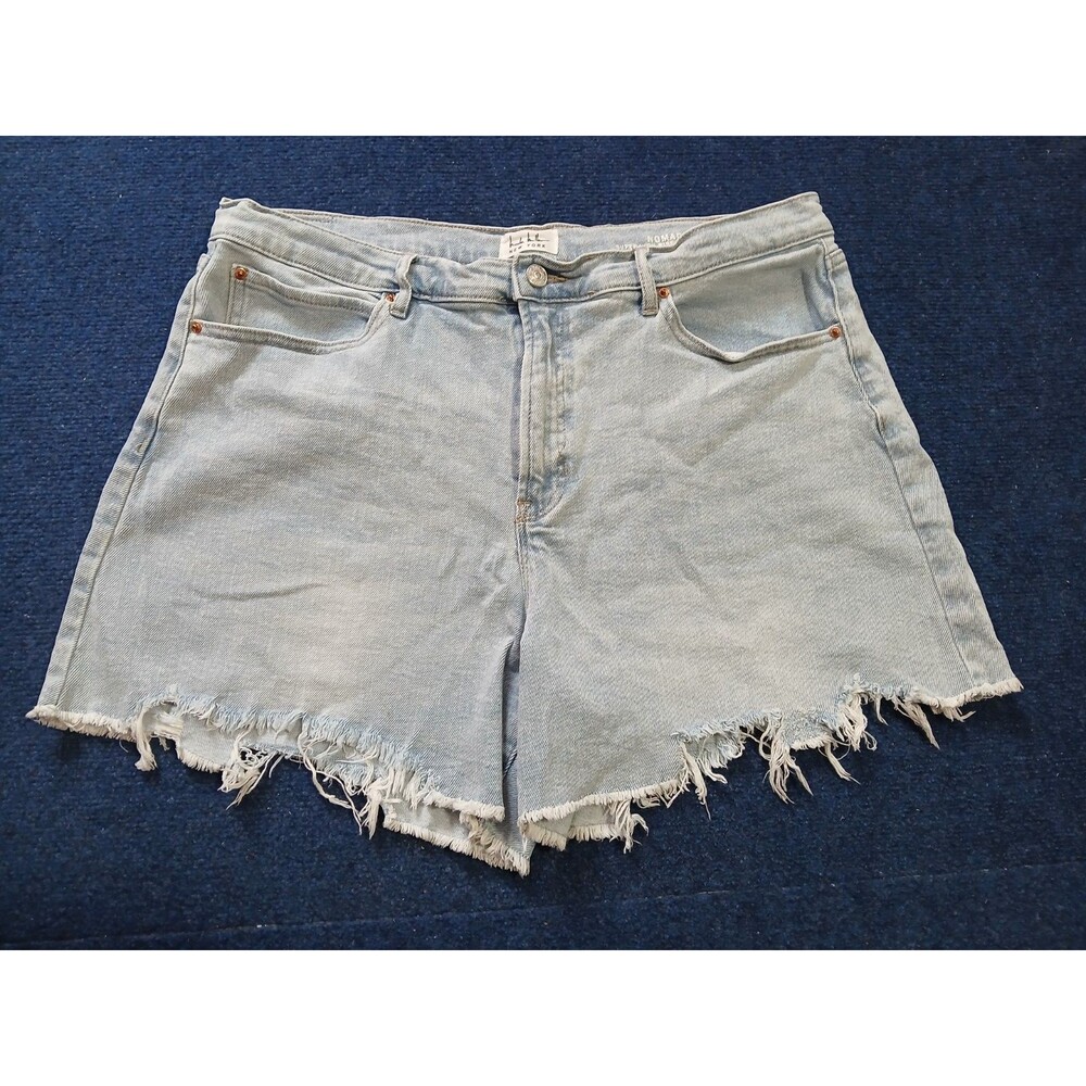 Nicole Miller New York Cut Off Nomad Super High Rise Classic Fit Jean Shorts 14